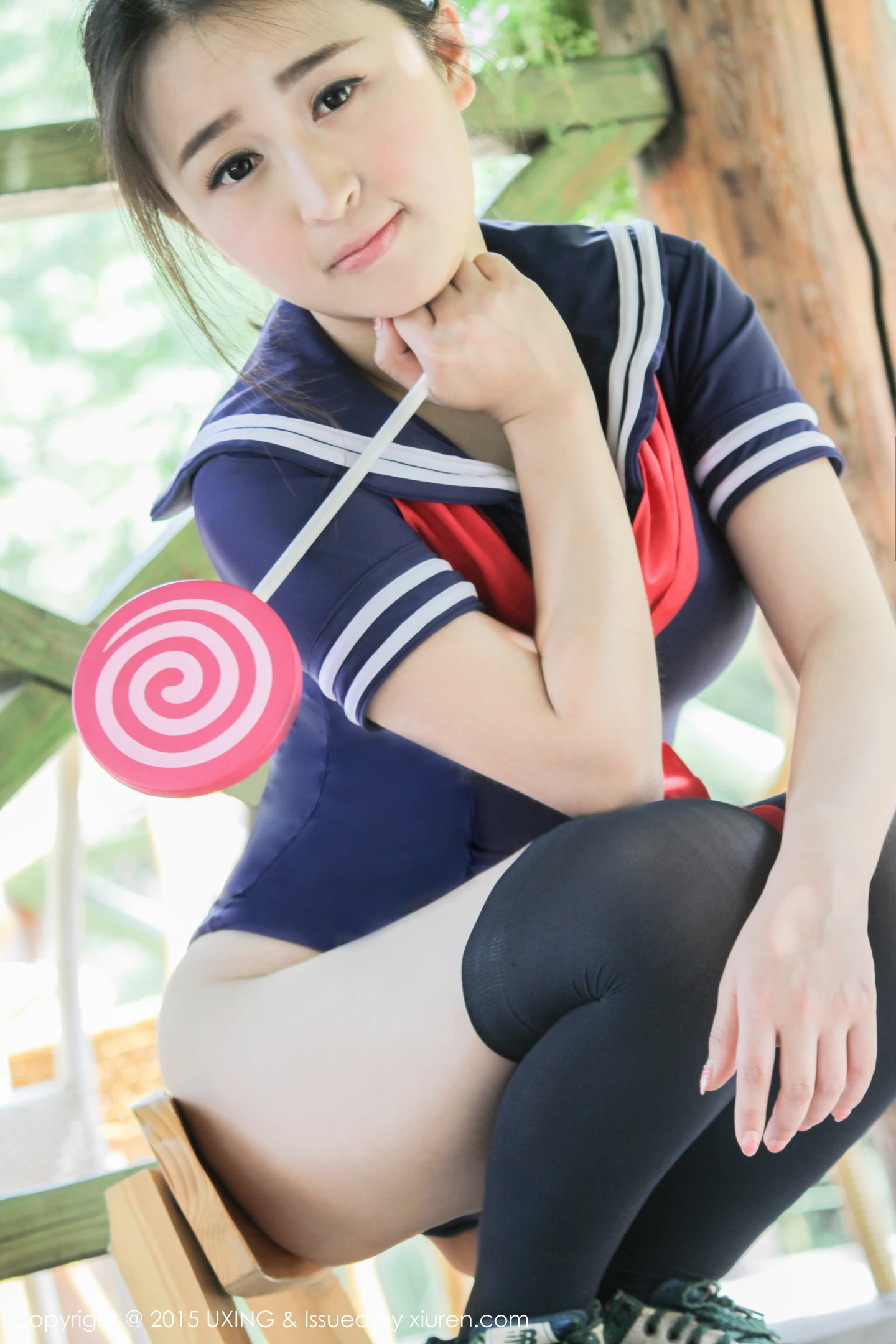 [UXING优星馆]Vol.017_嫩模煊煊sunny爱吃棒棒糖的连体泳装妹子性感写真50P-秀人网 - XiuRen.Xyz